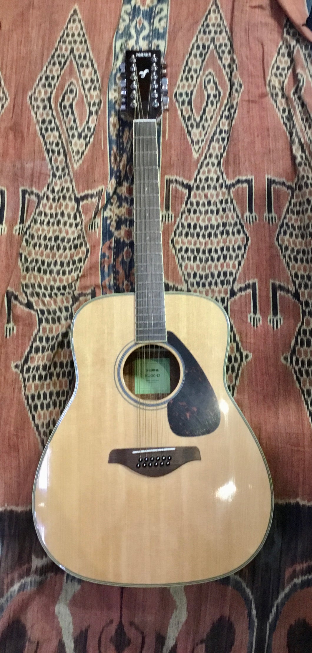 Yamaha FG820-12 Acoustic 12 String in Bag Secondhand